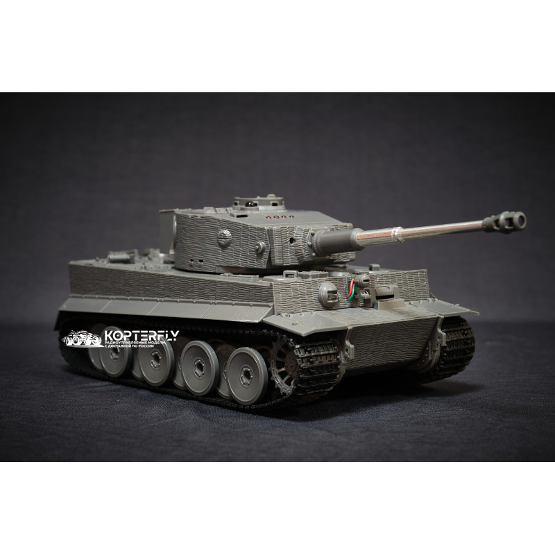 Радиоуправляемый танковый бой Torro Tiger I и советский танк 1:30 - 15101-CA