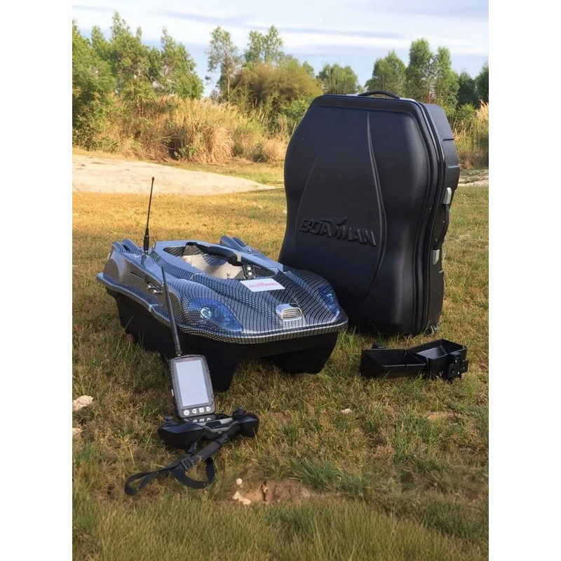 Прикормочный кораблик Boatman Leader Pro Black с эхолотом и GPS LE-PRO
