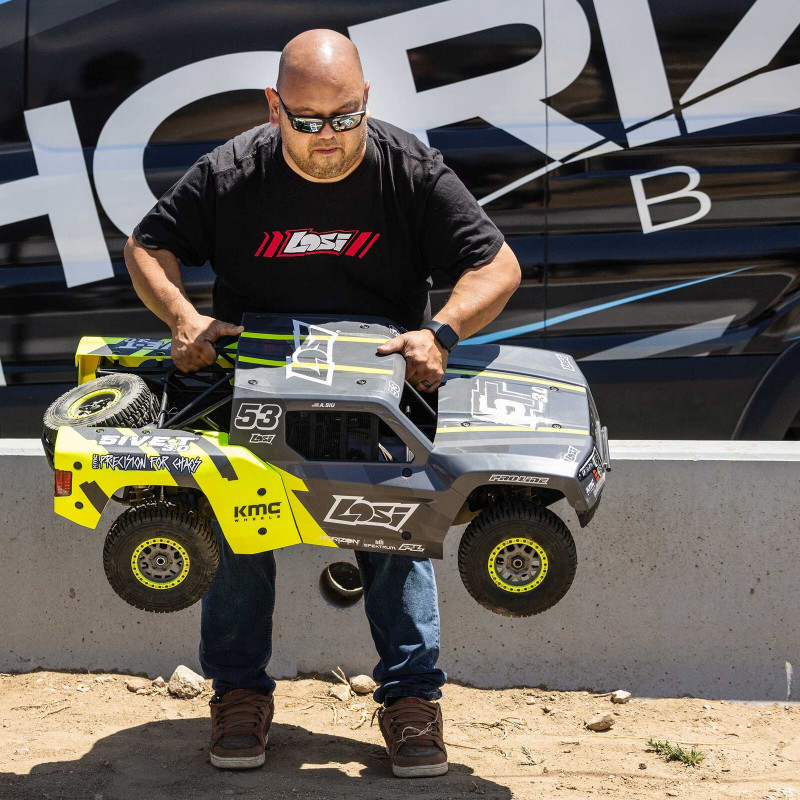 Радиоуправляемая модель на бензине 1/5 Losi 5IVE-TG 3.0 4WD RTR LOS05025