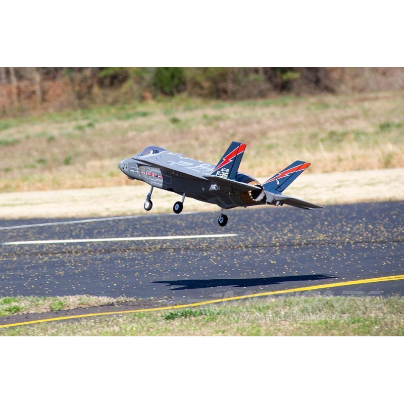 Модель самолета FreeWing F-35 Lightling II (NEW) KIT Plus