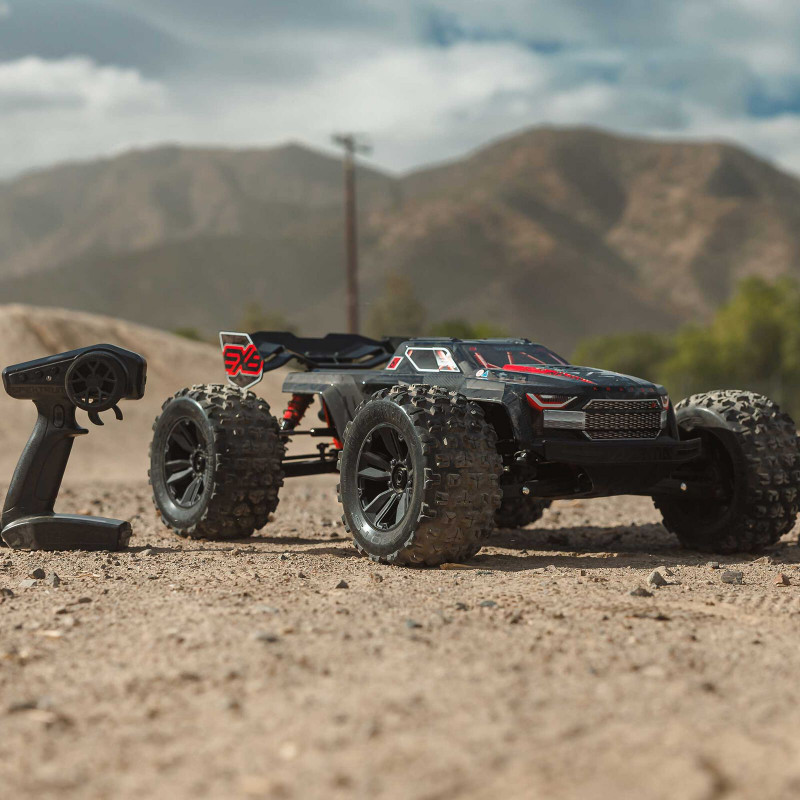 Радиоуправляемый монстр-трак ARRMA KRATON 6S EXB 4X4 Speed RTR 1/8 с бесколлекторной системой ARA8708V6T1