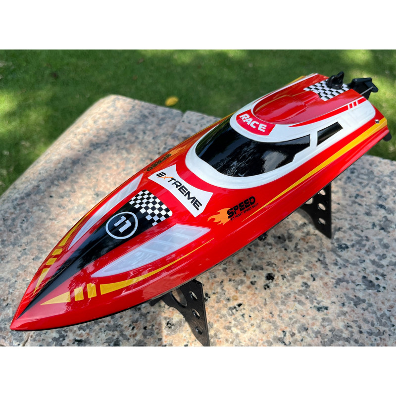 Радиоуправляемый катер Flytec V003 (красный) 2.4G RTR