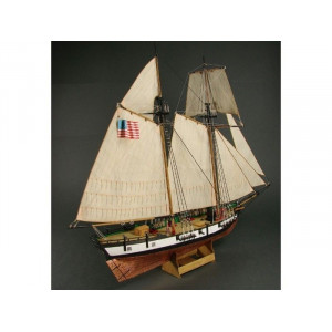 Сборная картонная модель Shipyard балтиморский клипер Berbice в верфи Quay-Portt. 1780 г (№38), 1/96 Артикул - MK009