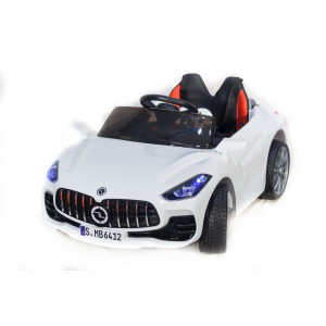 Автомобиль Mercedes Benz sport 6412 Белый